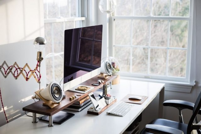 Mit den richtigen Mitteln zur gesunden Arbeit im Home Office